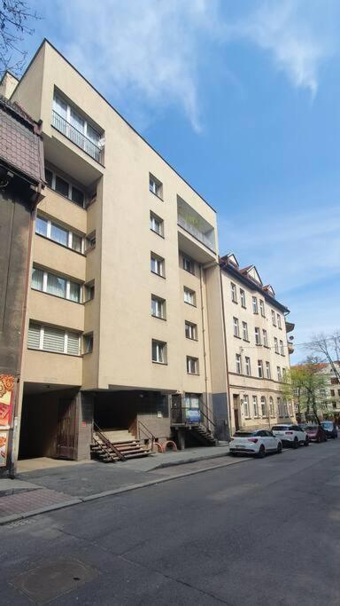 カトヴィツェApartament 710アパートメント エクステリア 写真